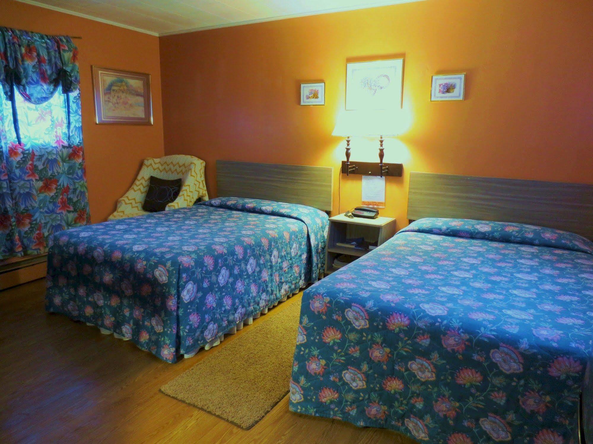 Four Seasons Motel Catskill Buitenkant foto